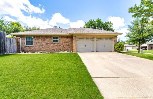 North Richland Hills Casa | Private Pool, Entire House, In the Center of DFW