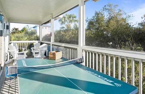 White's Gulfview Casa | ¡Piscina privada! Escritura comunitaria acceso a la playa! Decorado profesionalmente!