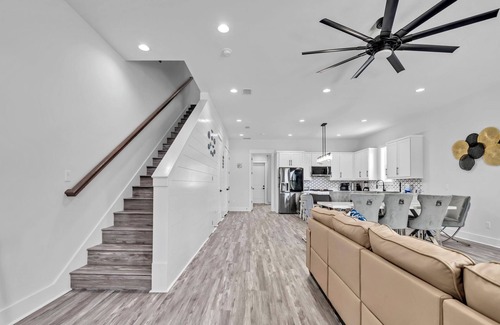 Bahama Beach Casa | 🌴Private Pool-Walk to Beach-Great Location-Evergreen Unit B☀️