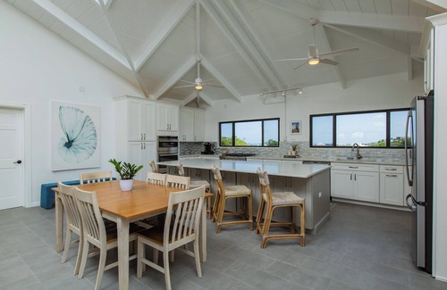 Testman Casa | Private Pool. View of the Caribbean Sea. East End, St. Croix - Shoys.