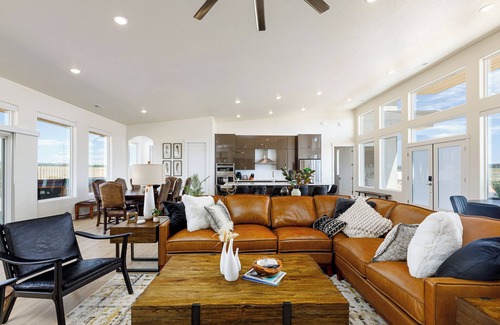 Kanab Casa | Private pool w/ slide, hot tub, and firepit! Near National Parks!