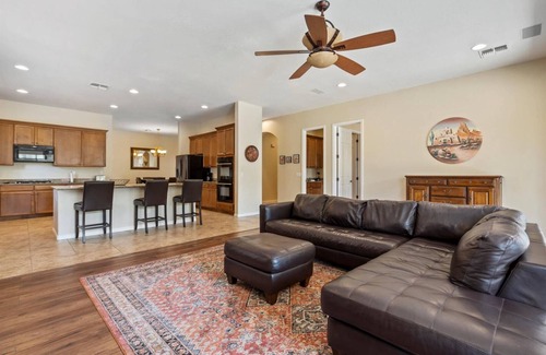 Power Ranch Casa | Last Call for Summer - 10% Off All August Stays!