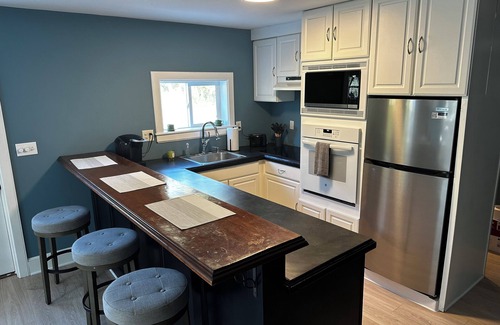 Johnstown Casa | Private & quiet bardominium in Johnstown with woods & trails. Prime location!