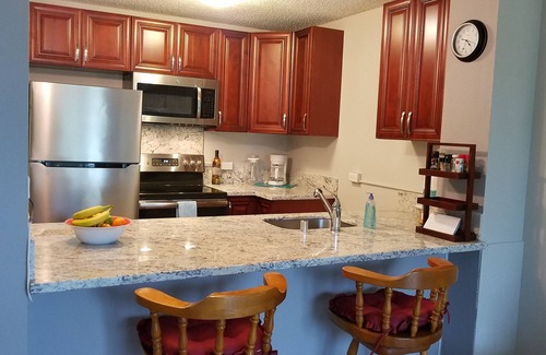 Waimalu Condominio | Gorgeous Oasis, Central 1Bed 1Bath, AC, Free Prkg 30 day, 90 & L / T Rental only