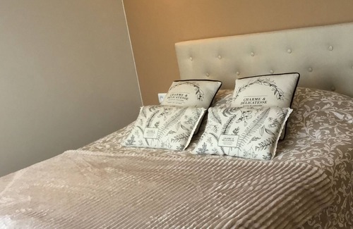 Cordebugle Cama Y Desayuno | Private room in Normandy
