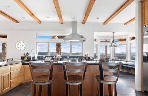 Lompoc Casa | Private Ranch Retreat
