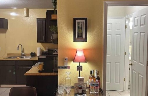 Campbell Casa | Private Ranch Style Suite Enourmous Yard