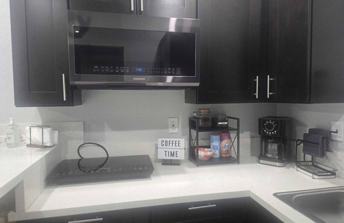 North Las Vegas Apartamento | Private & Relaxing Guest Suite of Las Vegas!/ W&D