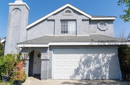 El Monte Casa | Private Relaxing getaway 4 bdrm 2.5bath home great for Family Vacations