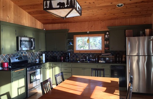 Cable Cabina | Privado, renovado Lakefront Cottage, Lake Namakagon, Chequamegon Nat. Bosque
