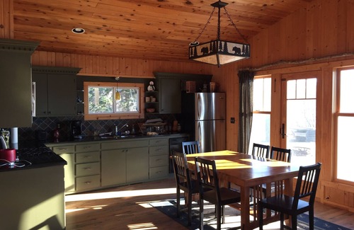 Cable Cabina | Privado, renovado Lakefront Cottage, Lake Namakagon, Chequamegon Nat. Bosque