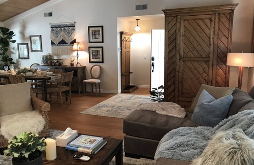 Somis Casa | Private retreat, beautifully remodeled and decorated!