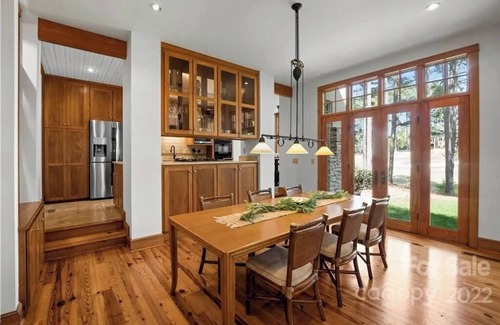 New London Casa | Private Retreat