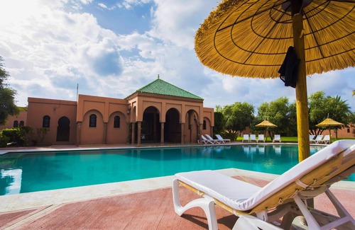 Palmeraie Casa | Riad privado con piscina y jardines,