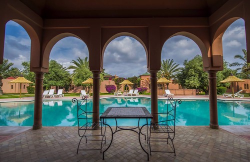 Palmeraie Casa | Riad privado con piscina y jardines,