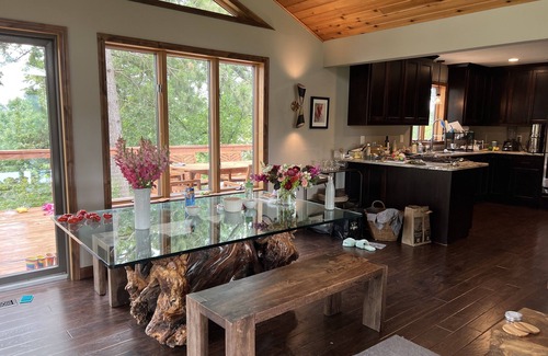 Somerset Casa | Private River Cabin