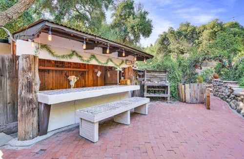 Canoga Park Casa | Private Romantic Escape, Hidden Gem w Hot Tub