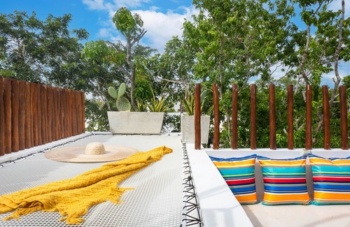 Ek Balam Village Casa | ✩ Private Rooftop Pool ✩ Bike to Ruins or Beach ✩