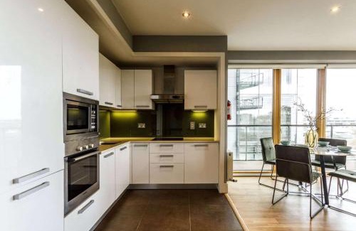 Dublin Casa | Private Room Available in Spacious High Rise Apartment with Park & City View