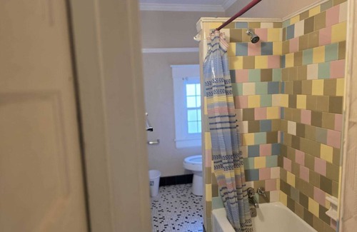Rocky Mount Apartamento | Private Room for Rent at the Historic Villa Place
