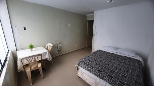 Callao Casa | PRIVATE ROOM I 13 minutes from the Airport With Kitchen Access Apartment under renovation