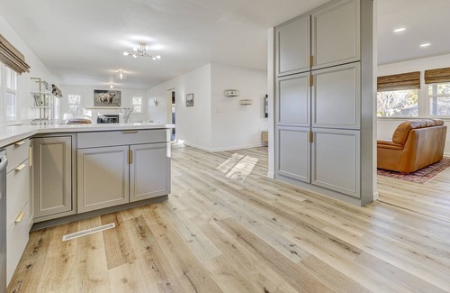 Northeast Colorado Springs Casa | Private Room in Shared Executive Travel Home Near Hospitals & Garden of Gods!