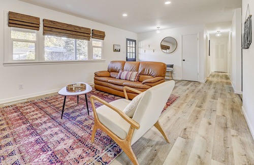 Northeast Colorado Springs Casa | Private Room l Shared Executive Travel Home l Near Hospitals & SO MUCH MORE!