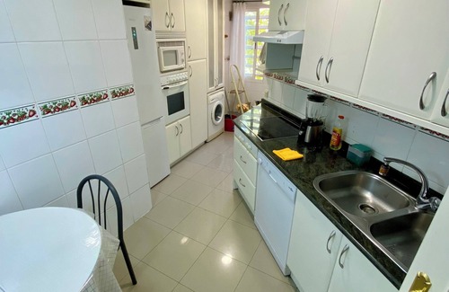 Cerro Buenavista Apartamento | Habitación privada. Cocina y baño compartido.
