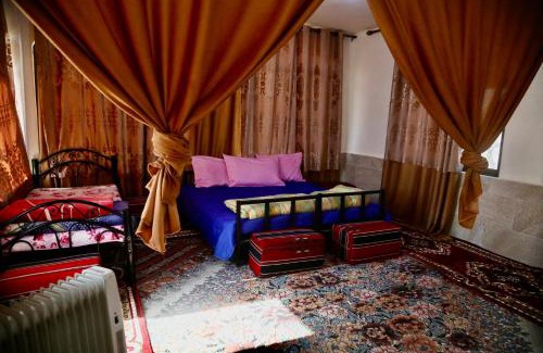 Karak Governorate Casa | private room with cultural experience and great landscapes
