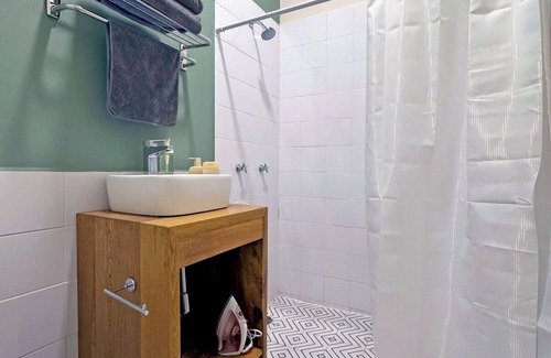 Americana Casa | Habitación privada con baño propio en la colonia Americana
