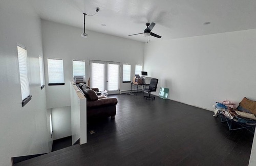Sheridan Casa | Private room with private bathroom. One mile from town and the hospital.