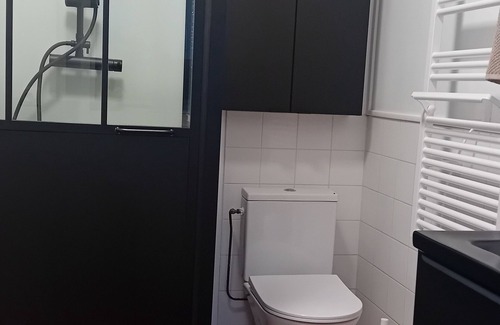 Vitre Apartamento | Private room1 Functional High Range Garden Patio available.