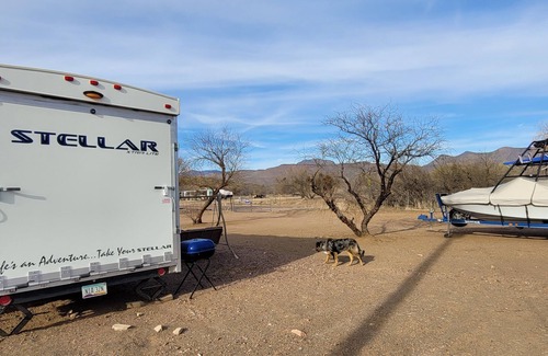 Tonto Basin Alquiler De RV | Private RV/Camper site in Tonto Basin for a relaxing getaway. 3 mi. to boat ramp