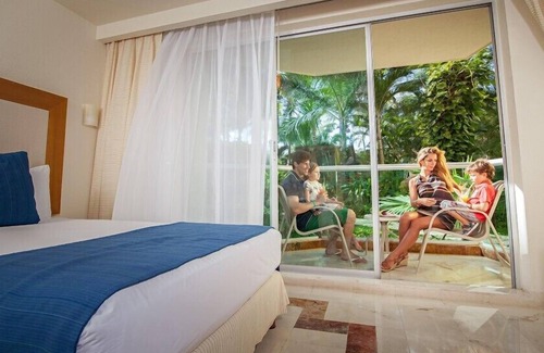Cozumel Hotel | Private Studio with Pool & Hot Tub at Cozumel Island