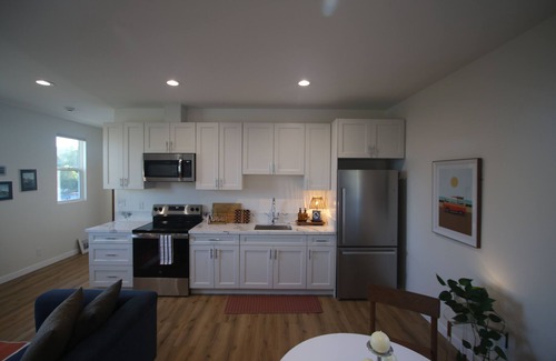 Northwest San Pedro Casa | Private San Pedro ADU—Brand-New, Furnished, Safe and Quiet Neighborhood Comfort