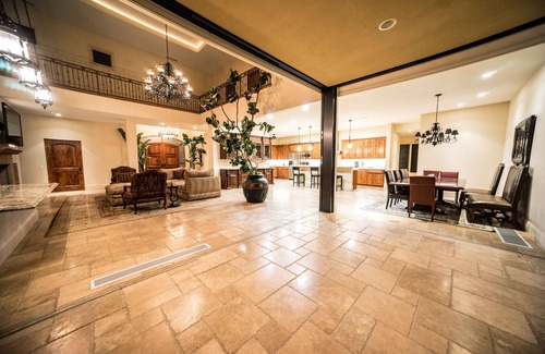Bermuda Dunes Casa | LA finca más grande dentro del vecindario de Laguna Seca Estates