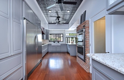 Shadow Hills Casa | Private serene retreat with pool in Los Angeles near Burbank and all studios!!