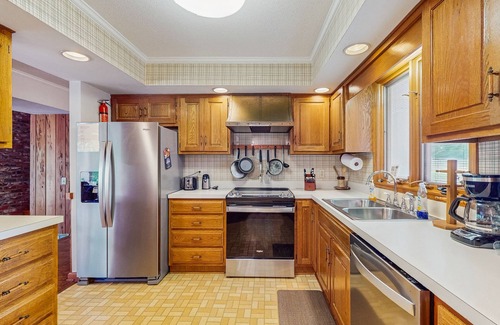 Conway Casa | Private serene riverfront home close to Myrtle Beach w/ dock & deck
