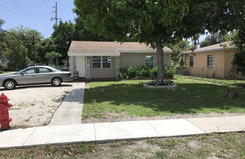 South Middle River Casa | Private-Single family remodeled 2 bed 1 bath.