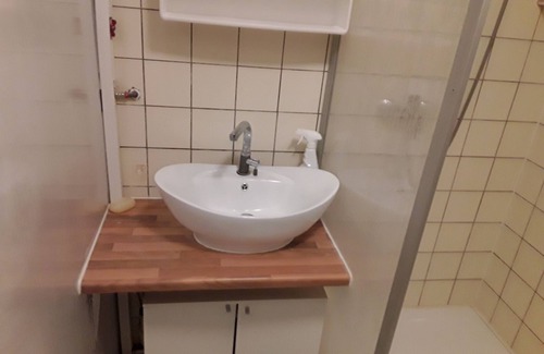 Ruesselsheim Casa | Apartamento privado Soutrrian (R) OpelCity cerca del aeropuerto de Frankfurt