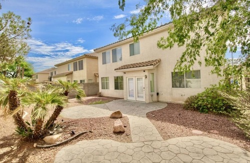 Silverado Ranch Casa | Private South Las Vegas Oasis Minutes to Airport!