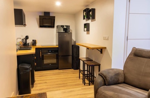 Auxerre Apartamento | PRIVATE SPA BY XELA