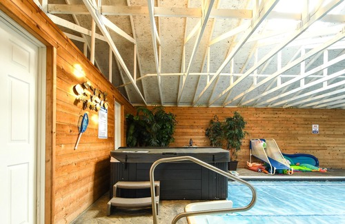 Carver Casa | Private Spacious Country Estate Guesthouse ★ Pool★ Sauna ★Game Room ★