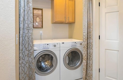 Carver Casa | Private Spacious Country Estate Guesthouse ★ Pool★ Sauna ★Game Room ★