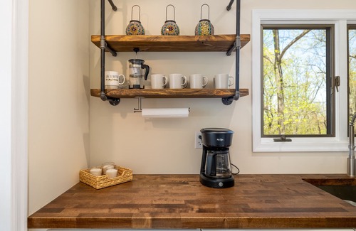 New Market Cabaña | Private Spacious Mountain Top Retreat:3BRs+Bonus Room, Fire Pit