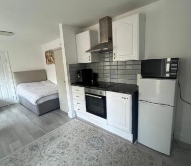 Roxeth Apartamento | Private Studio Flat in Harrow