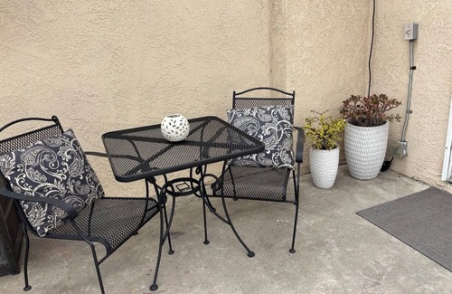 Torrance Apartamento | Private studio in Redondo Beach - steps from the beach