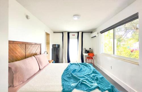 Miami Springs Casa | Private Suite - APD Retreats