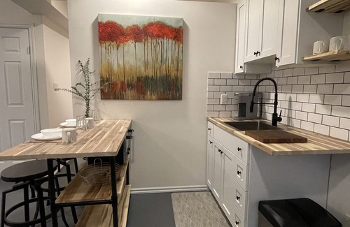 Revelstoke Casa | Private Suite!