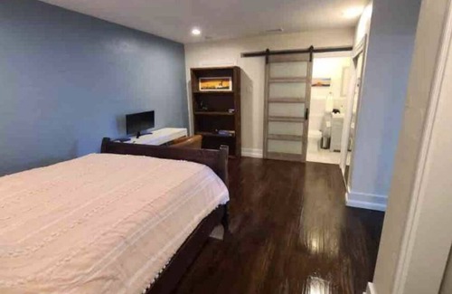 Central San Pedro Casa | Private suite in Cabrillo marina